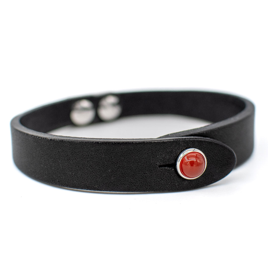 Bracciale pelle Tulsi io Agata rossa - Colore pelle nera - Finitura palladio - Dettaglio pietra dura laterale - Fatto a mano in Italia - Made in Italy