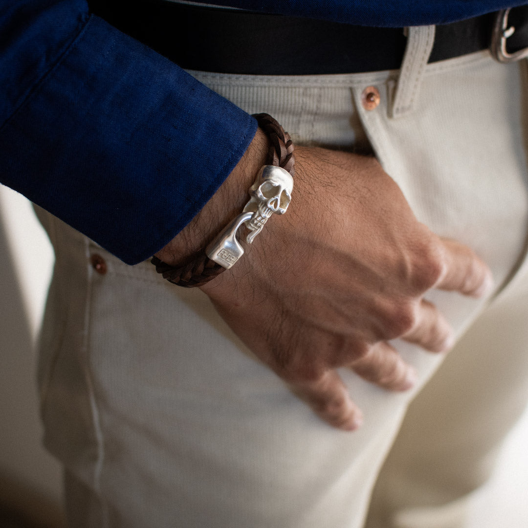 Bracciale pelle Tulsi Jolly Roger - Chiusura colore argento - Pelle Marrone