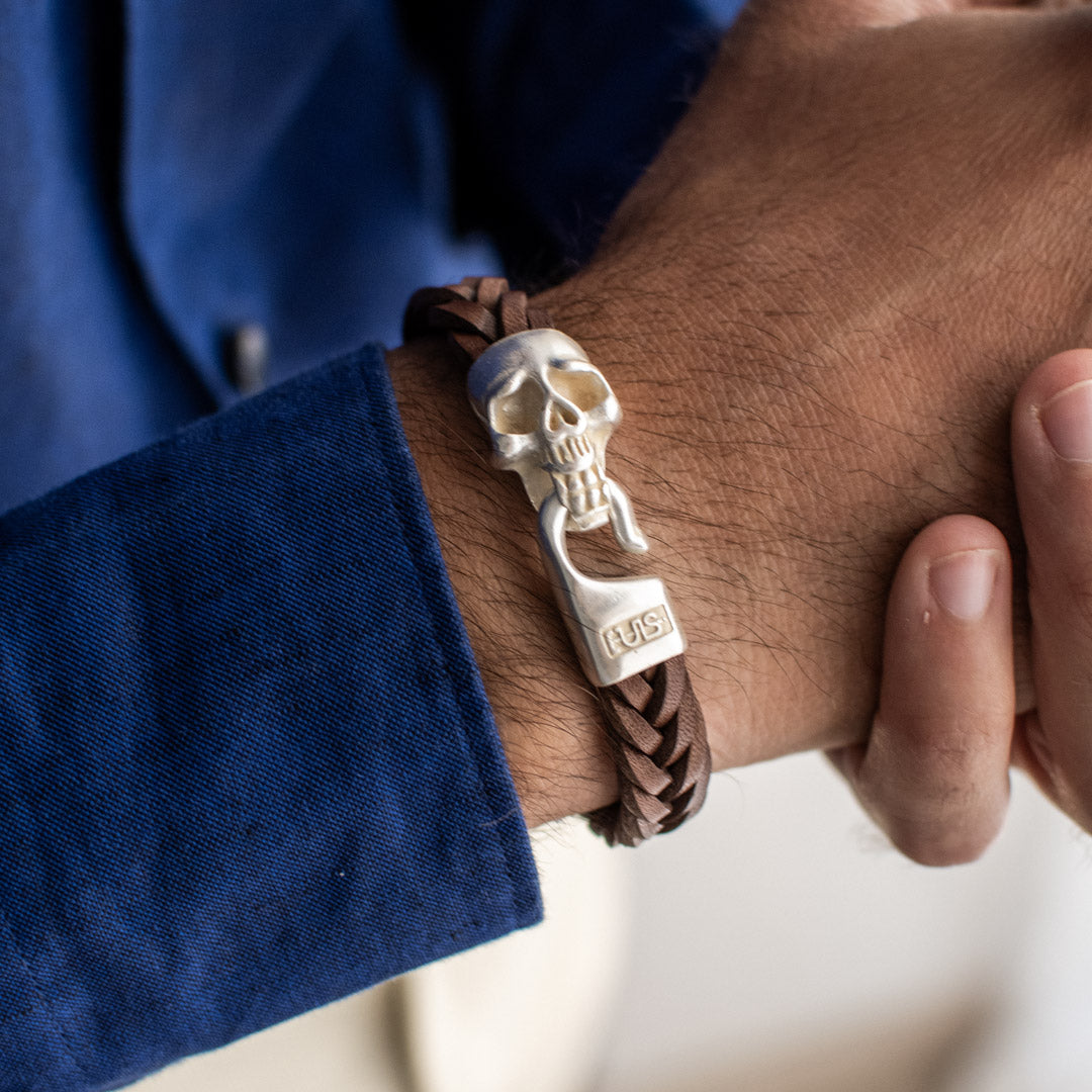 Bracciale pelle Tulsi Jolly Roger - Chiusura colore argento - Pelle Marrone