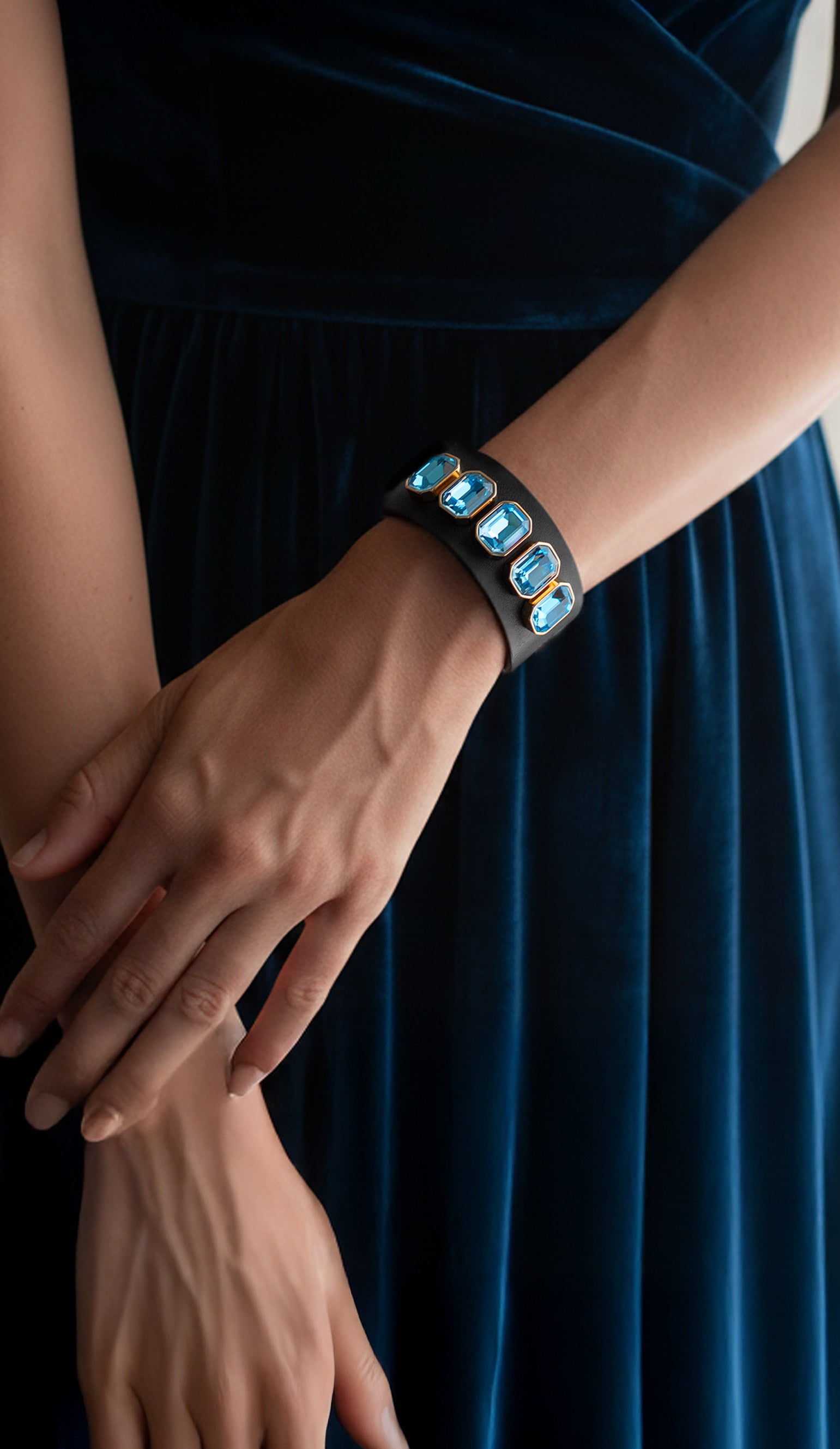 Bracciale pelle Tulsi Sissi Acquamarina  Fatto a mano in Italia - Pelle e cristalli